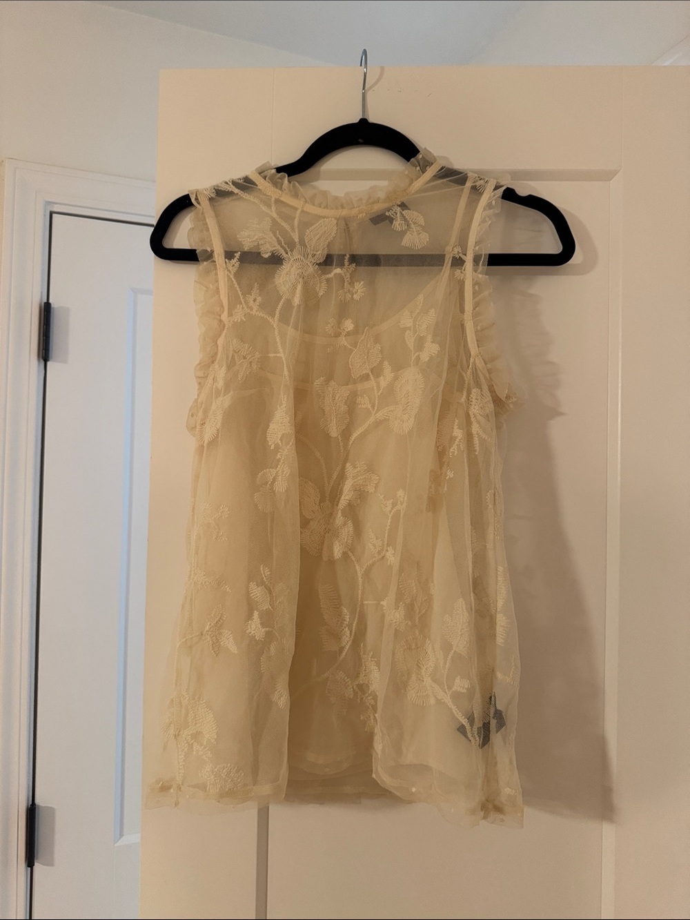 Who What Wear Sheer Floral Embroidered Camisole - Cream
